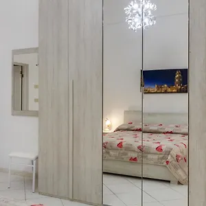 Dimora Del Delfino Curioso , Lecce Italia